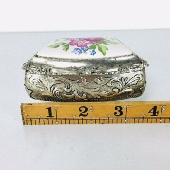 Vintage Silver and Porcelain Hand Painted Velvet Lined Jewelry Box Made Japan - Picture 9 of 12